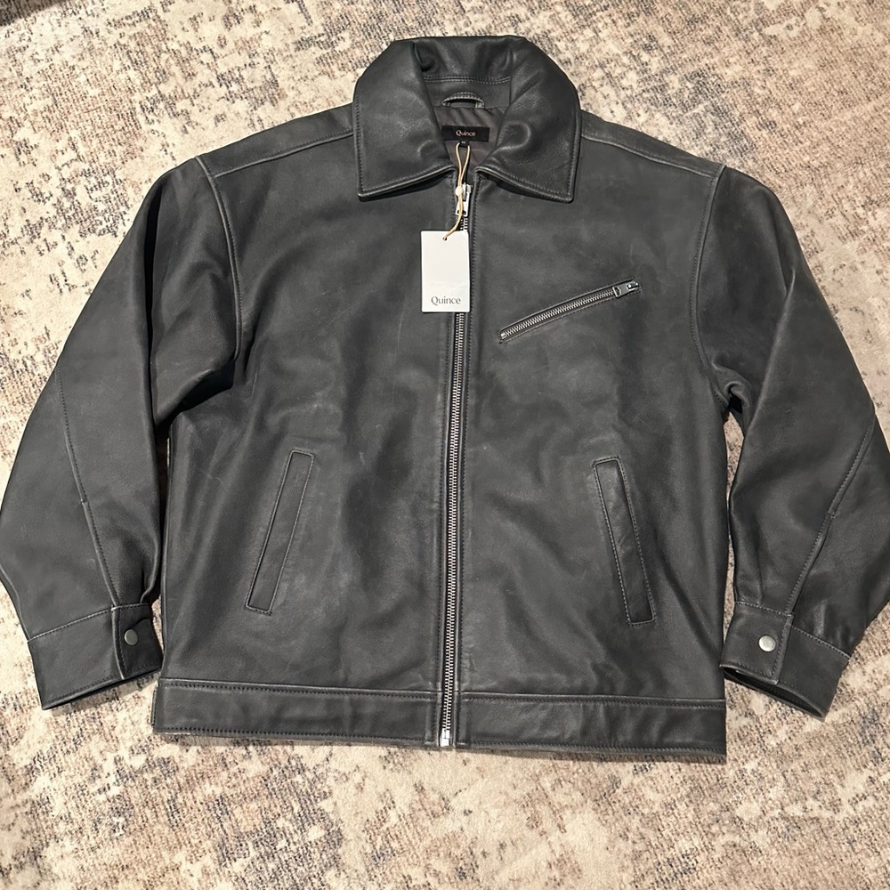 Quince 100% Leather‎ Oversized Bomber Jacket Color Distressed Black Size Medium - Picture 9 of 9